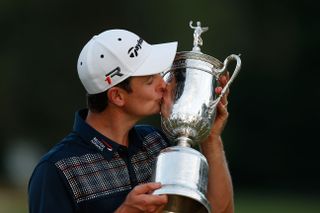 Rose kisses the US Open
