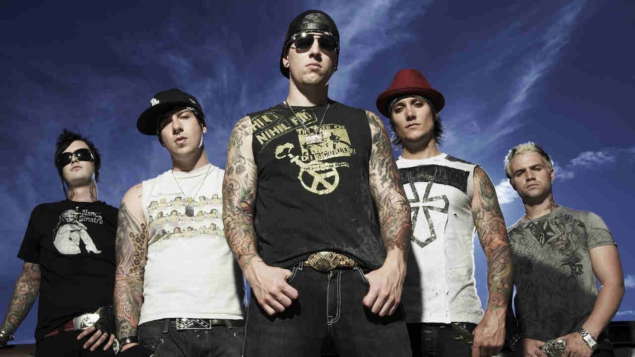 “We were listening to Velvet Revolver. It was the first time in a long time that Slash had been doing that. We wanted to incorporate that vibe”: The OTT metal anthem that transformed Avenged Sevenfold from metalcore upstarts into rock’n’roll stars