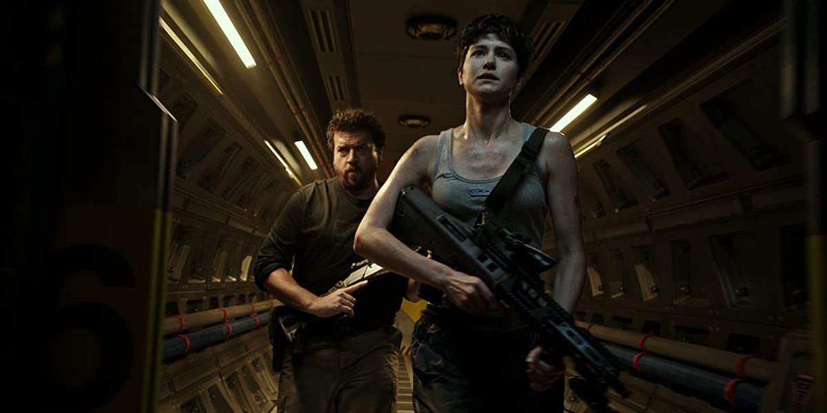 Danny McBride and Katherine Waterston in Alien: Covenant