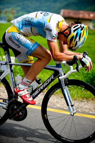 Oscar Pujol (Azad University Cross Team) concentrates for his win