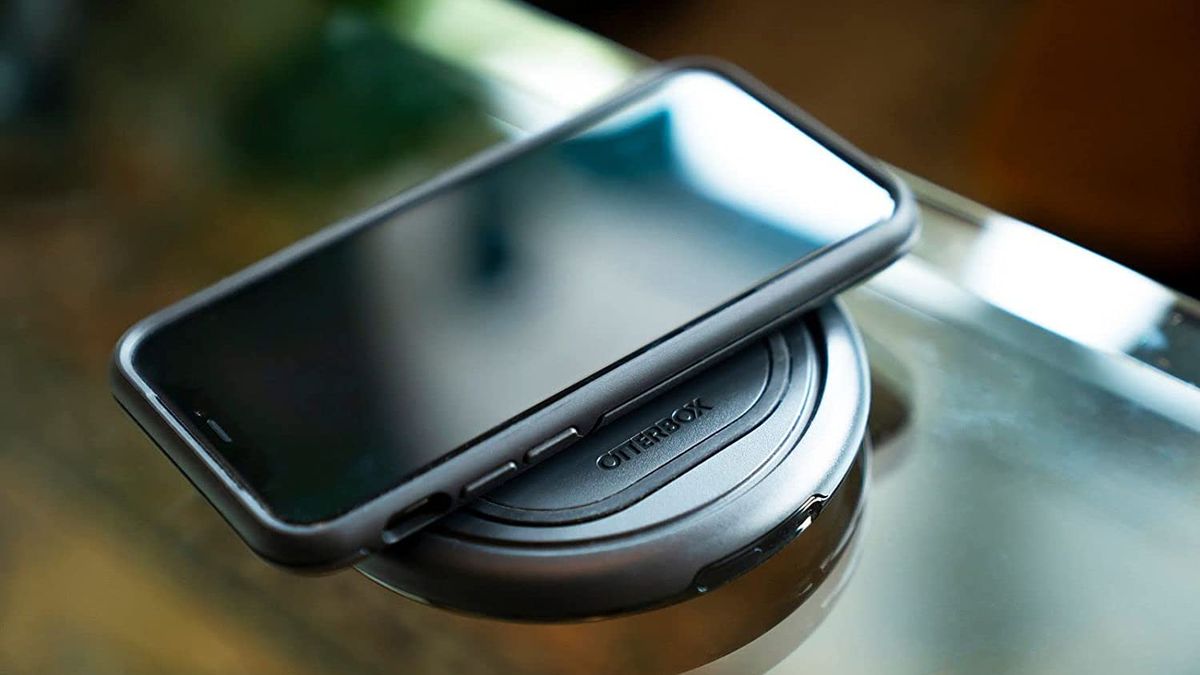 Best wireless chargers 2022 top picks for iPhone or Android TechRadar