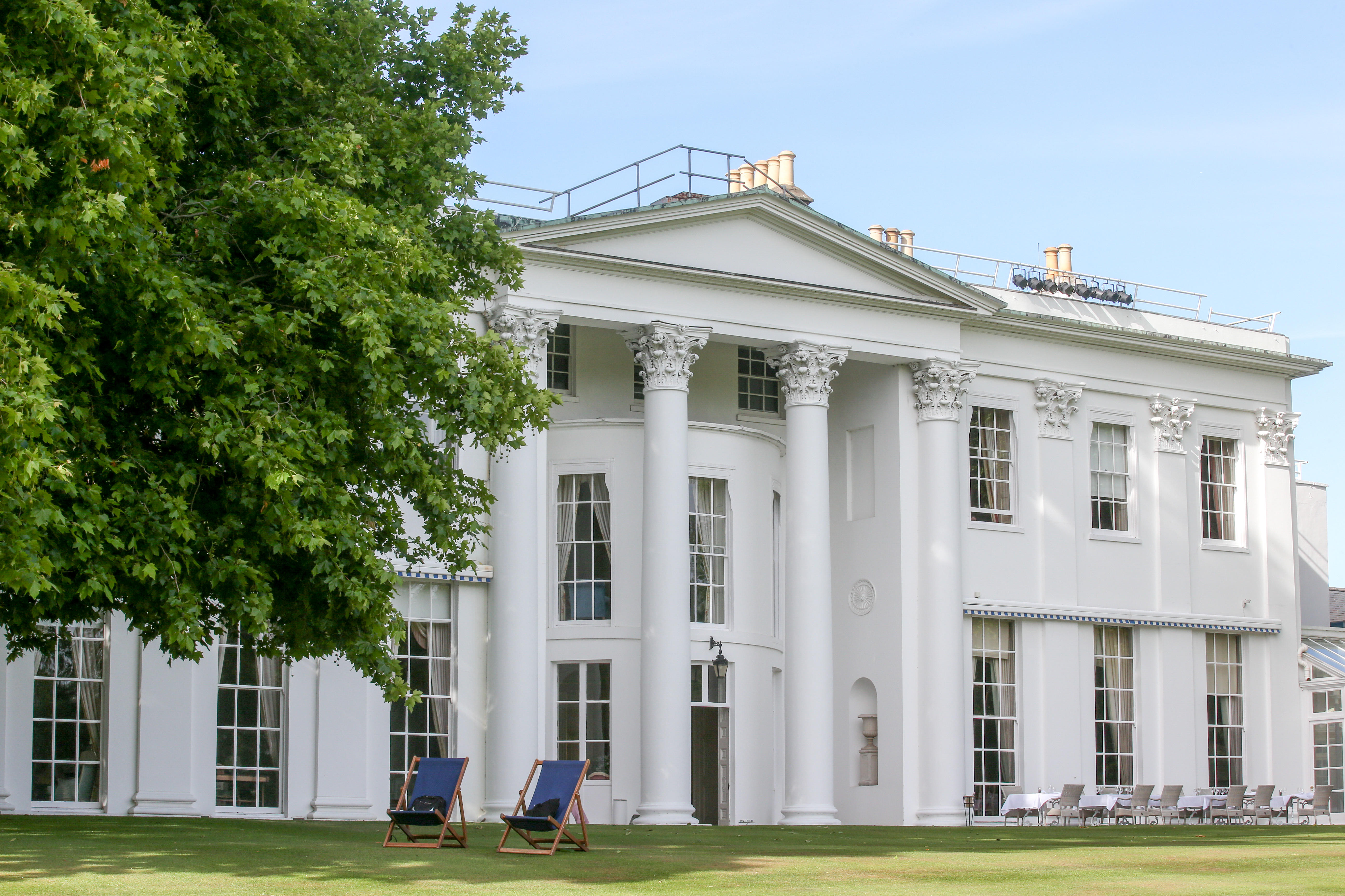Hurlingham Club facade