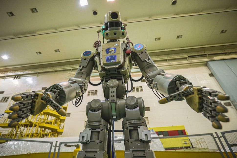 Meet Skybot F-850, the Humanoid Robot Russia Is Launching into Space