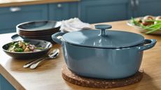 IKEA VARDAGEN Casserole With Lid in Enamelled Cast Iron