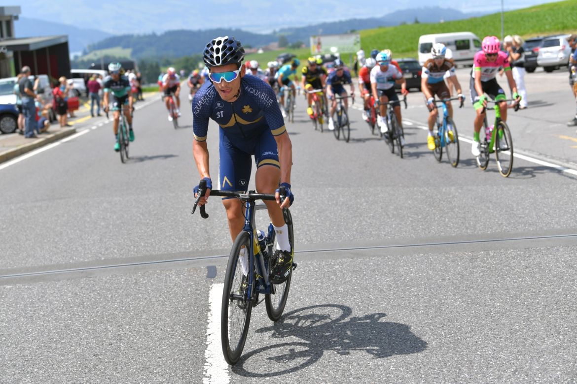 Stefan Denifl (Aqua Blue Sport) attacks