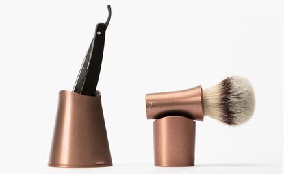 The Offset collection includes a badger hair shaving brush and a case, which transforms into a stand for drying the brush and a dish for the razor