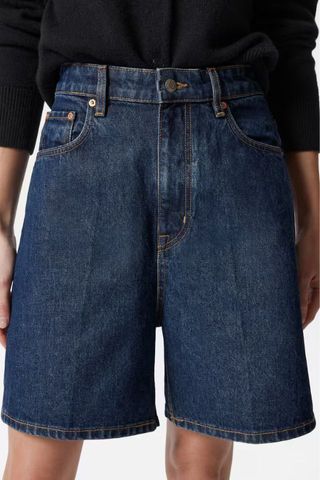 HcZdSfZKZmWZNBg4dhTjLS-320-80 أفضل شورتات للنساء الصغيرات ، كما تم اختياره من قبل محرر الموضة 4'11 "