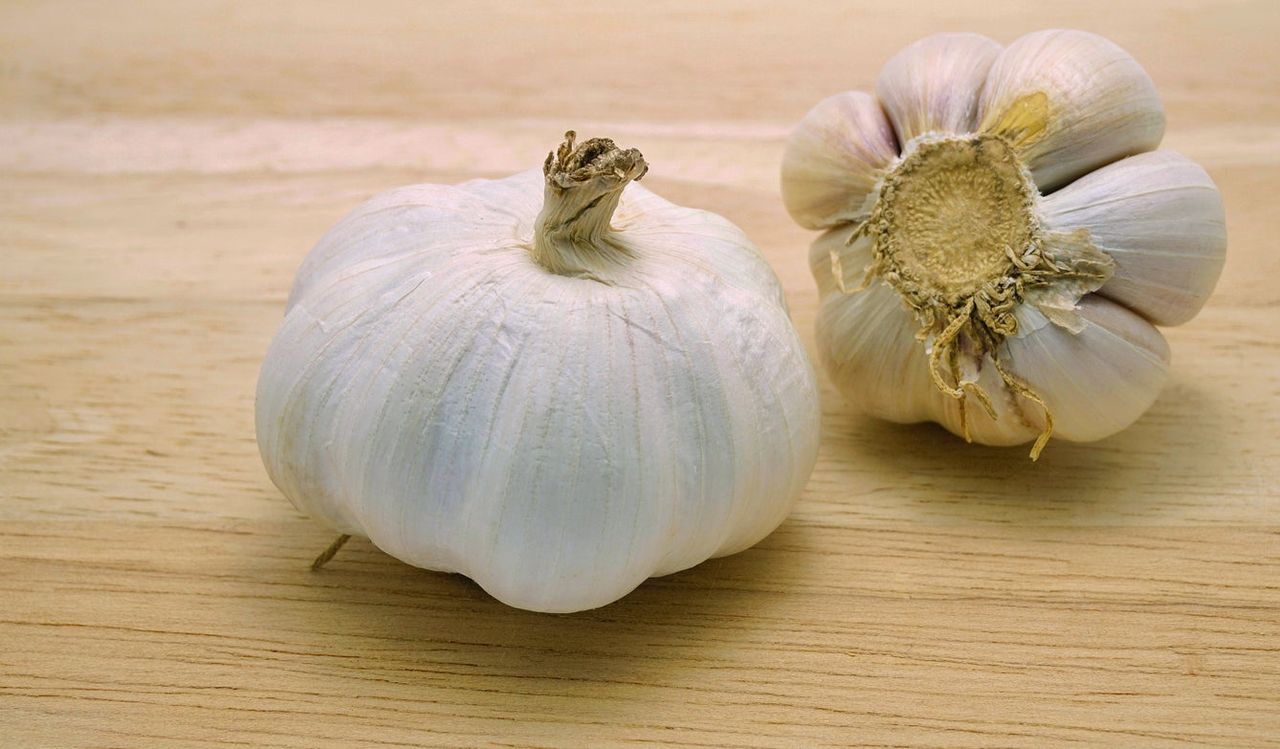 Giant Cloves Of Kettle River Garlic