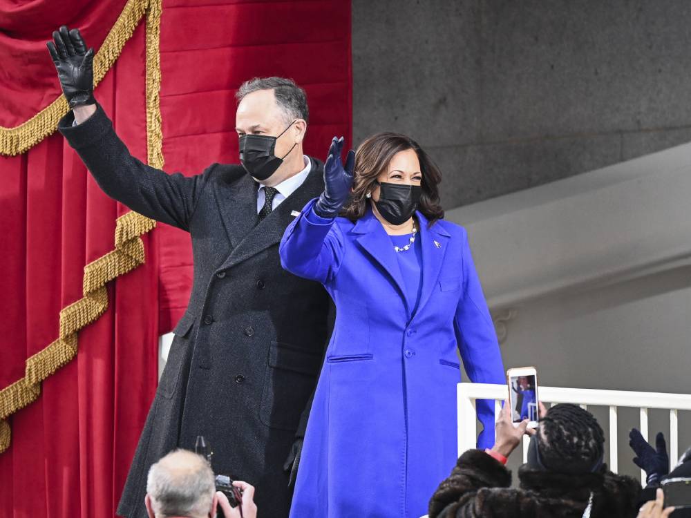 kamala harris 1230707563