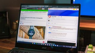 Acer Chromebook Spin 513 (2022) vertical split-screen windows