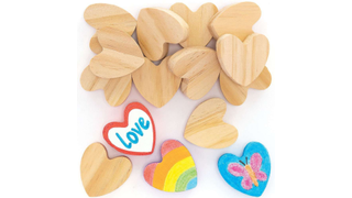 Heart-shaped wooden painting stones from Baker Ross