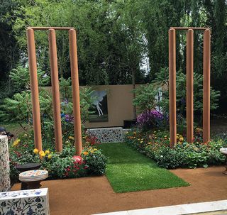 Giant cricket stumps at the British Council Garden – India: A Billion Dreams at the RHS 2018 Chelsea Flower Show (Pic: Toby Keel/Country Life)