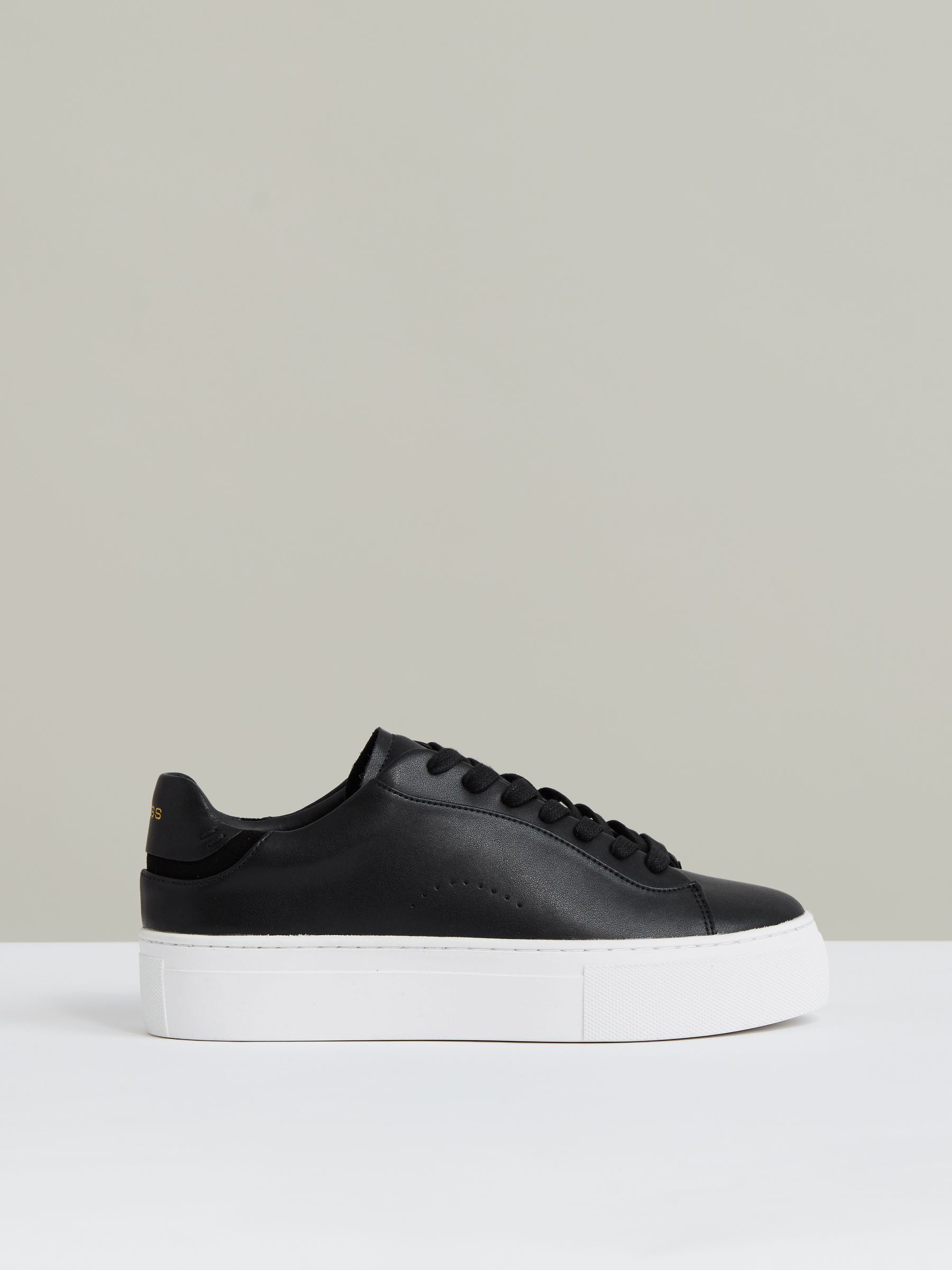 Leather Low-Top Trainers in Black