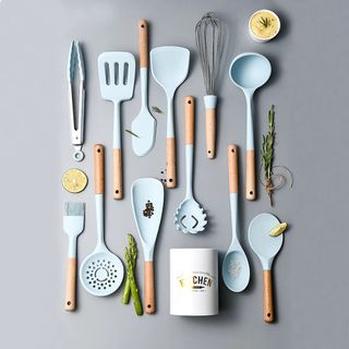 blue sillicone kitchen utensils set