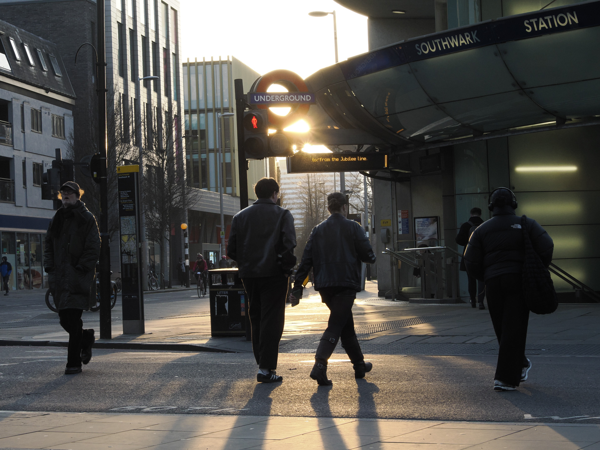 OM System OM-3 sample photos: people cross the street in London