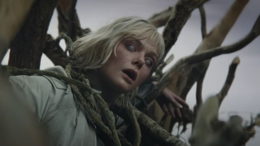 Elle Fanning as Thia in Predator: Badlands