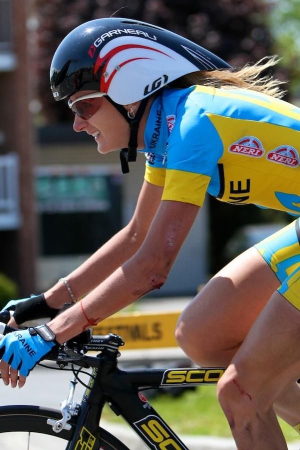 Olena Sharha (Ukraine National Team) took a hard spill in the roundabout
