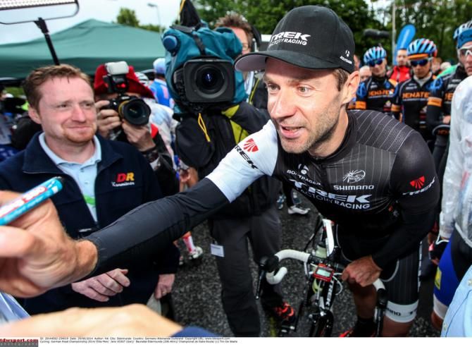 Jens Voigt (Trek) signs on for the final time in his carrer