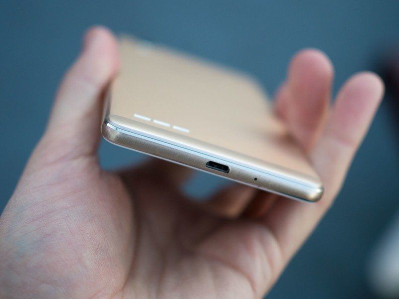 Oppo F1