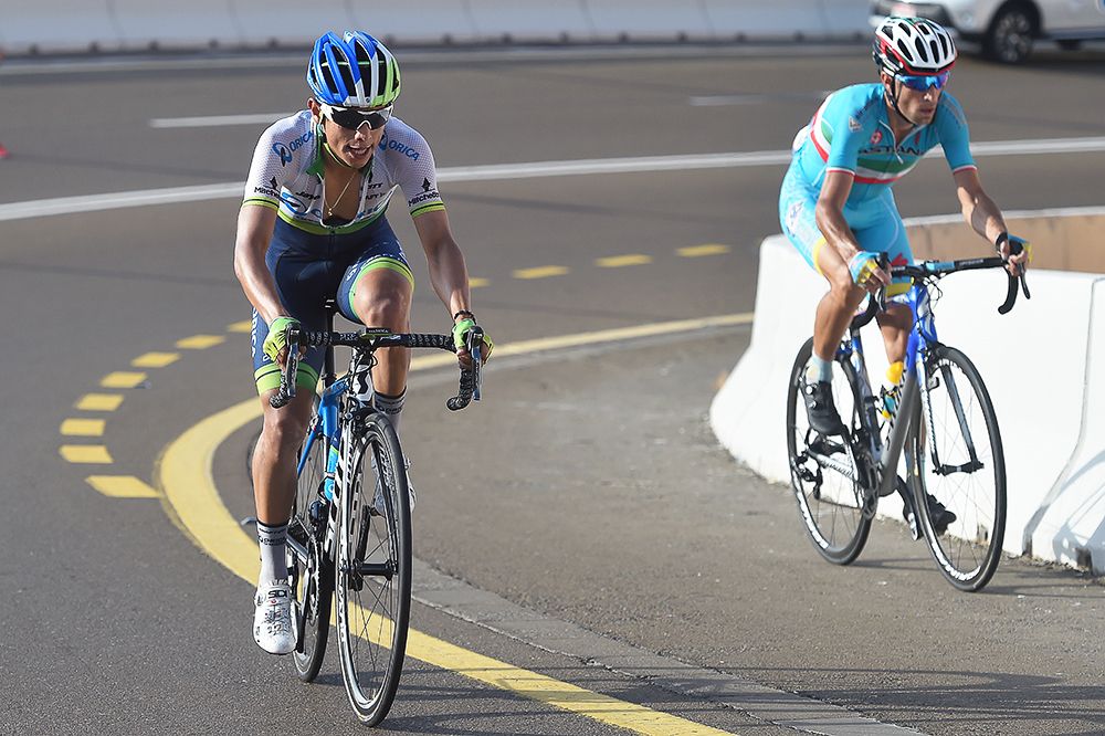 Chaves drops Nibali.