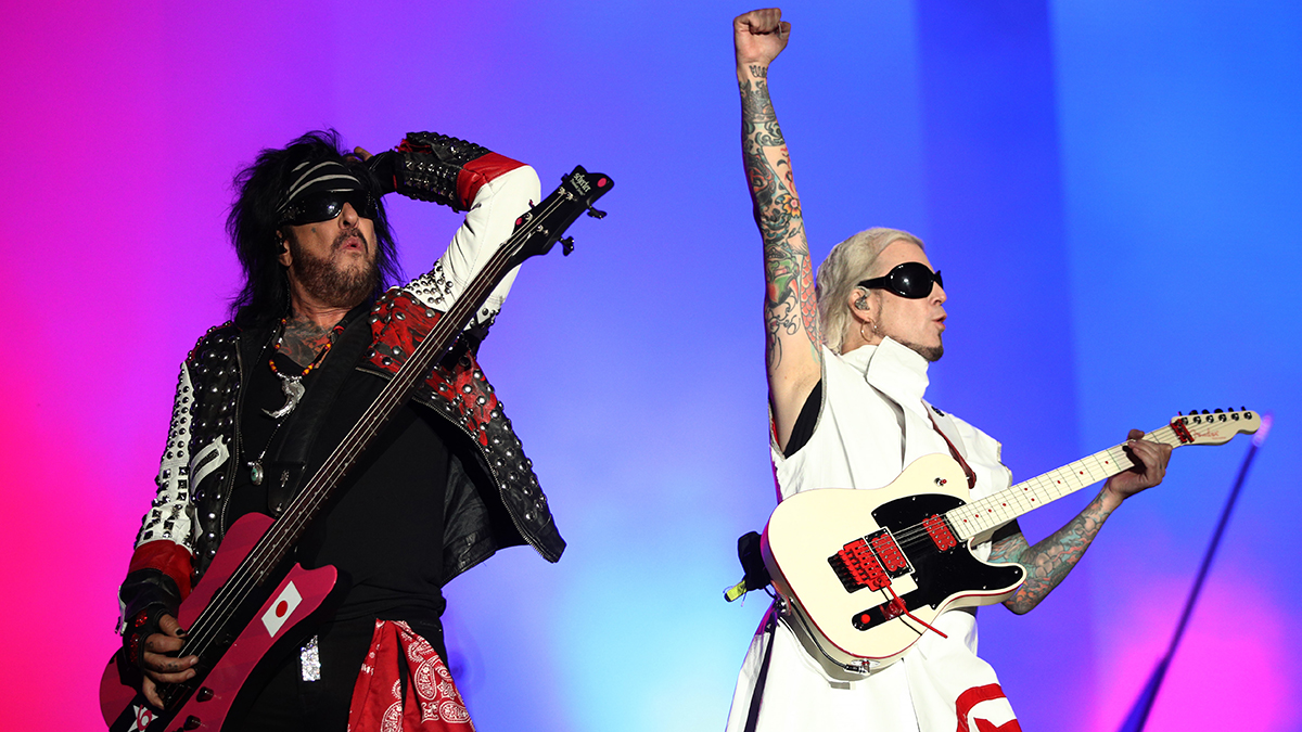 SYDNEY, AUSTRALIA - NOVEMBER 11: Nikki Sixx (L) of M&ouml;tley Cr&uuml;e performs at GIANTS Stadium on November 11, 2023 in Sydney, Australia. (Photo by Don Arnold/WireImage)