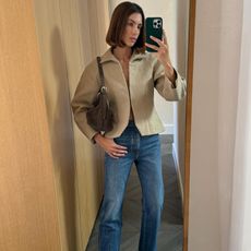 @jaimeridge wearing one of the shoe colors to wear with cigarette jeans