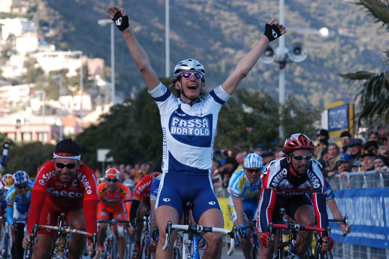 Filippo Pozzato wins his first Trofeo Laigueglia in 2003.