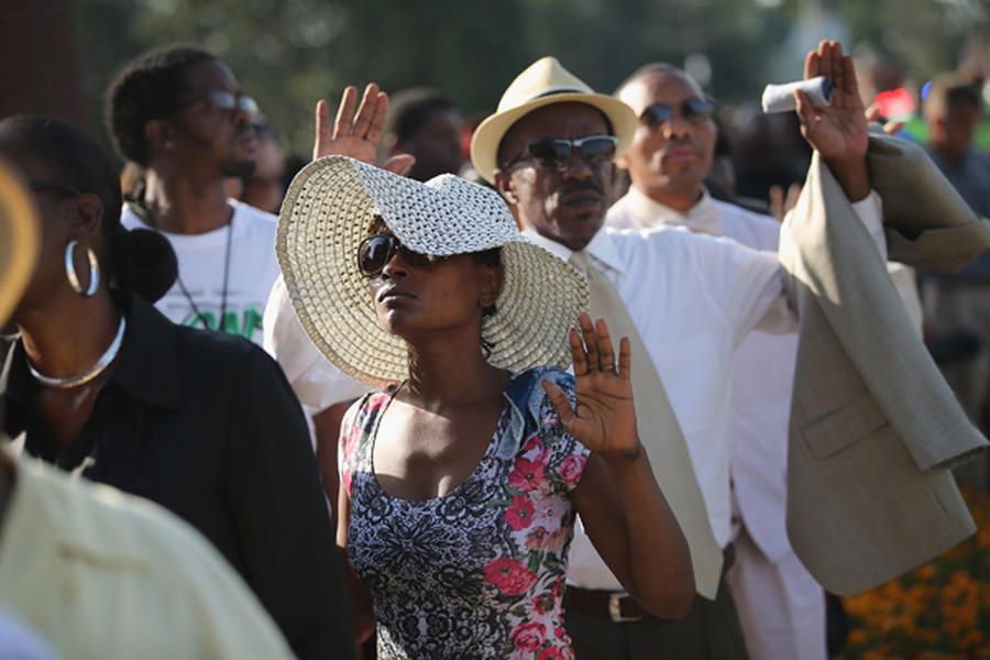 Mourners bid Michael Brown farewell