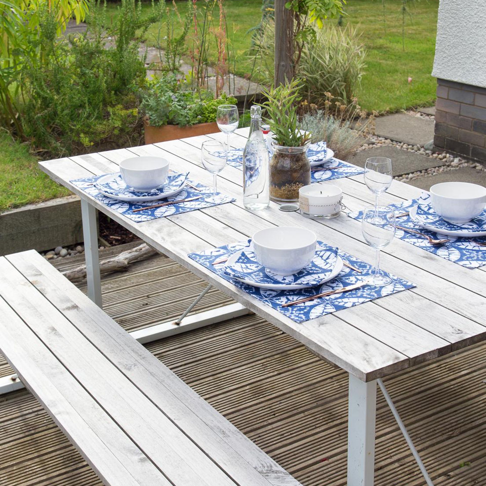 how-to-paint-garden-furniture-for-a-chic-new-look-ideal-home