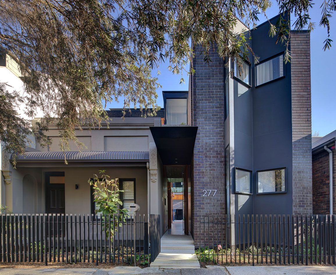 An inner-city Sydney suburb, Spiegel Haus