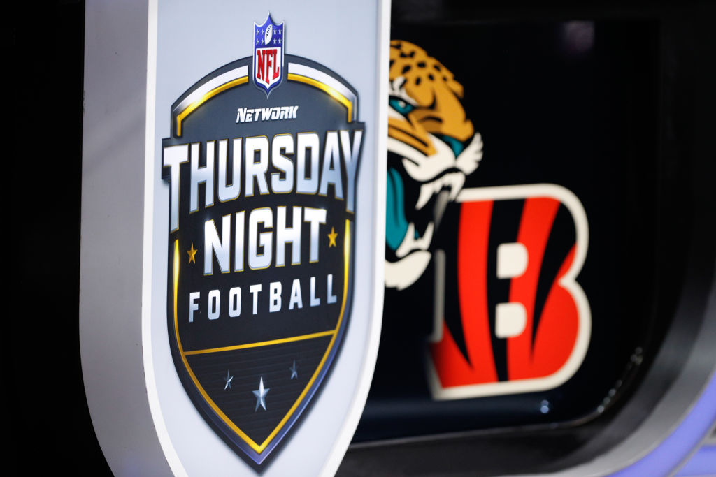 what channel is thursday night football on tonight on directv