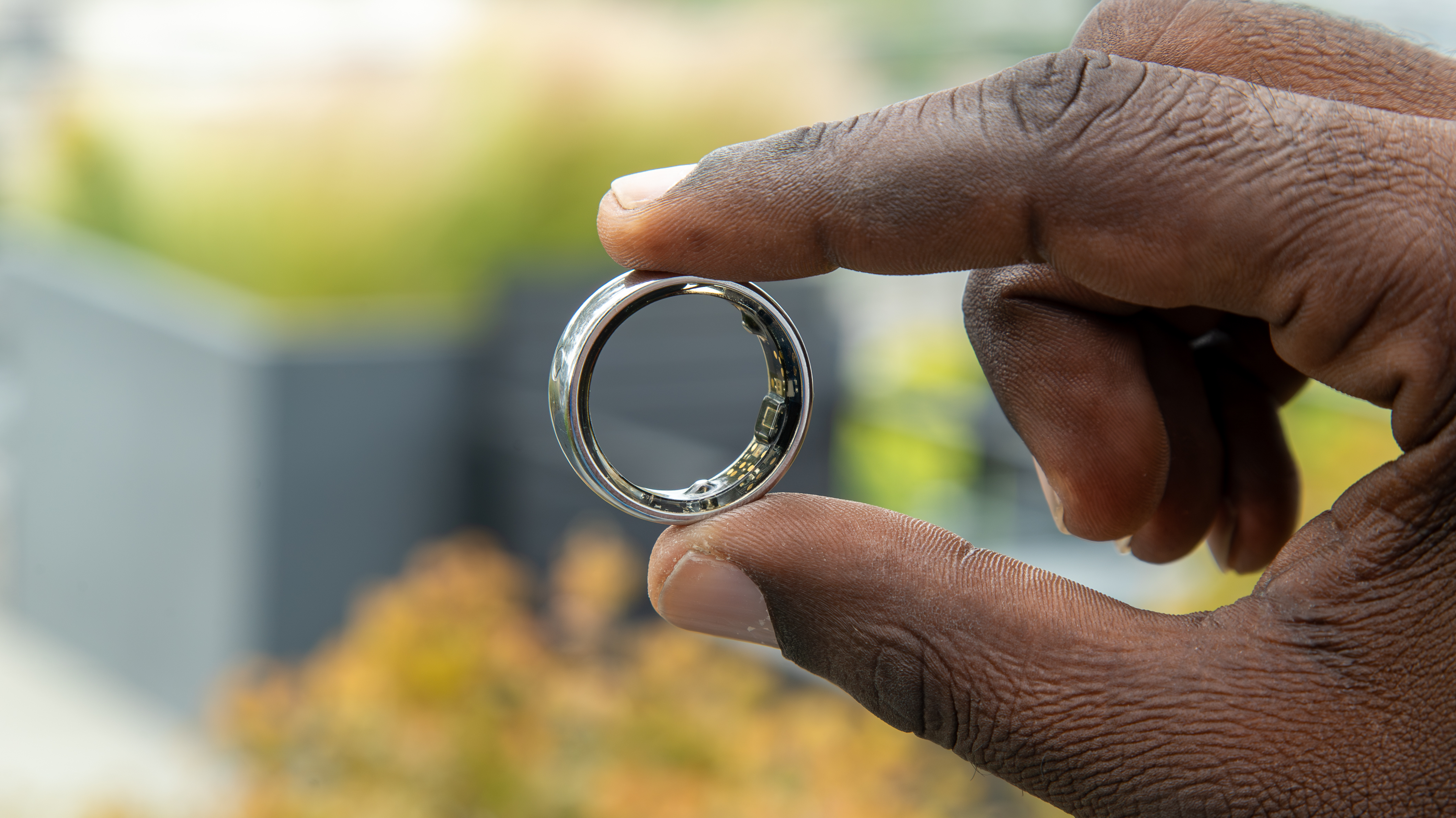 Holding the Circular Ring 2