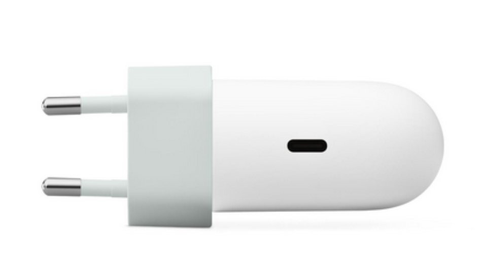 Google's new 45W USB-C charger for the Pixel 9 series in Europe surfaces