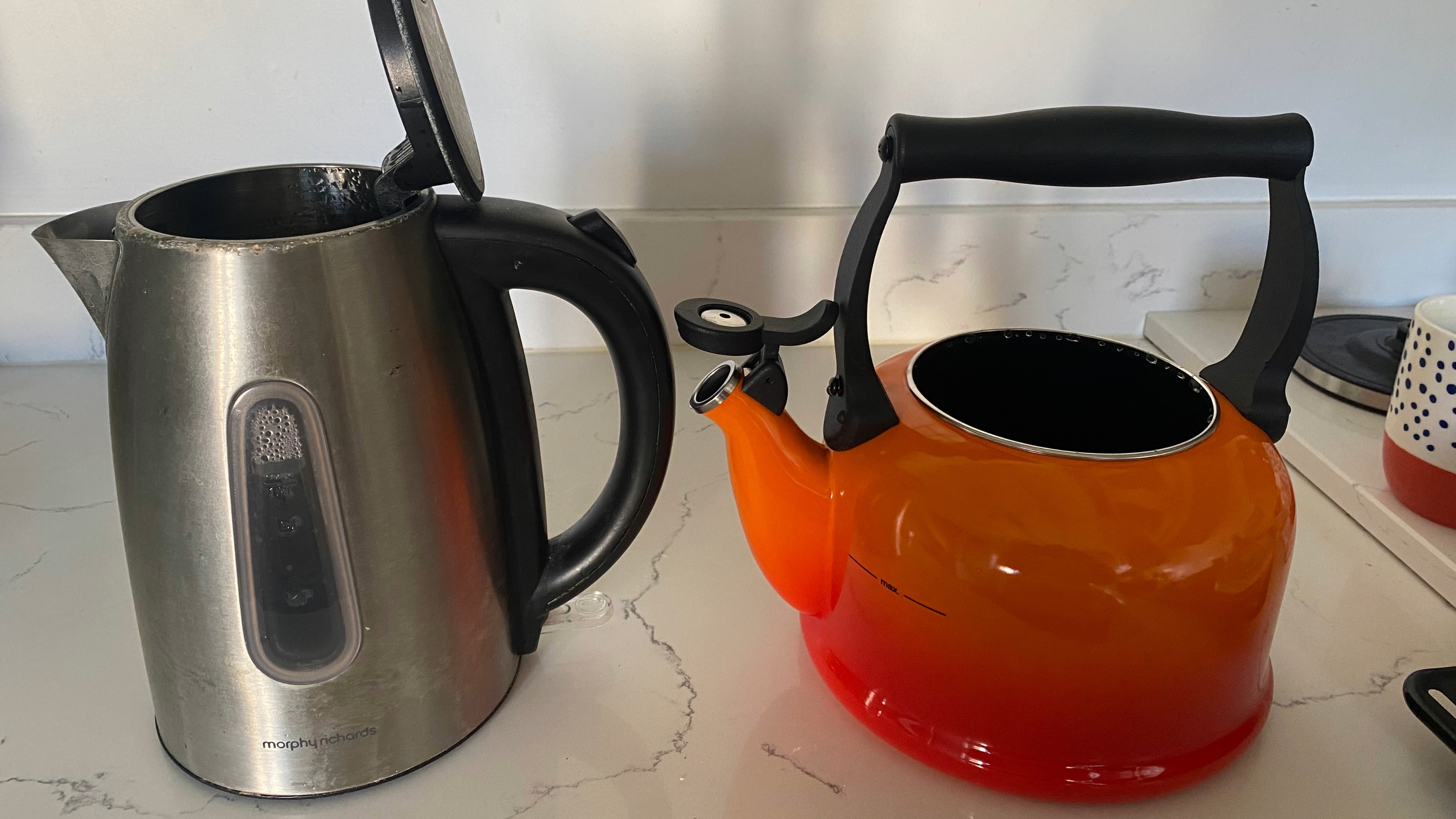 Stovetop vs Electric Kettle