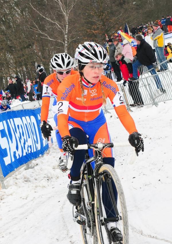 Dutch riders Daphny Van Den Brand and Marianne Vos leading on the first lap
