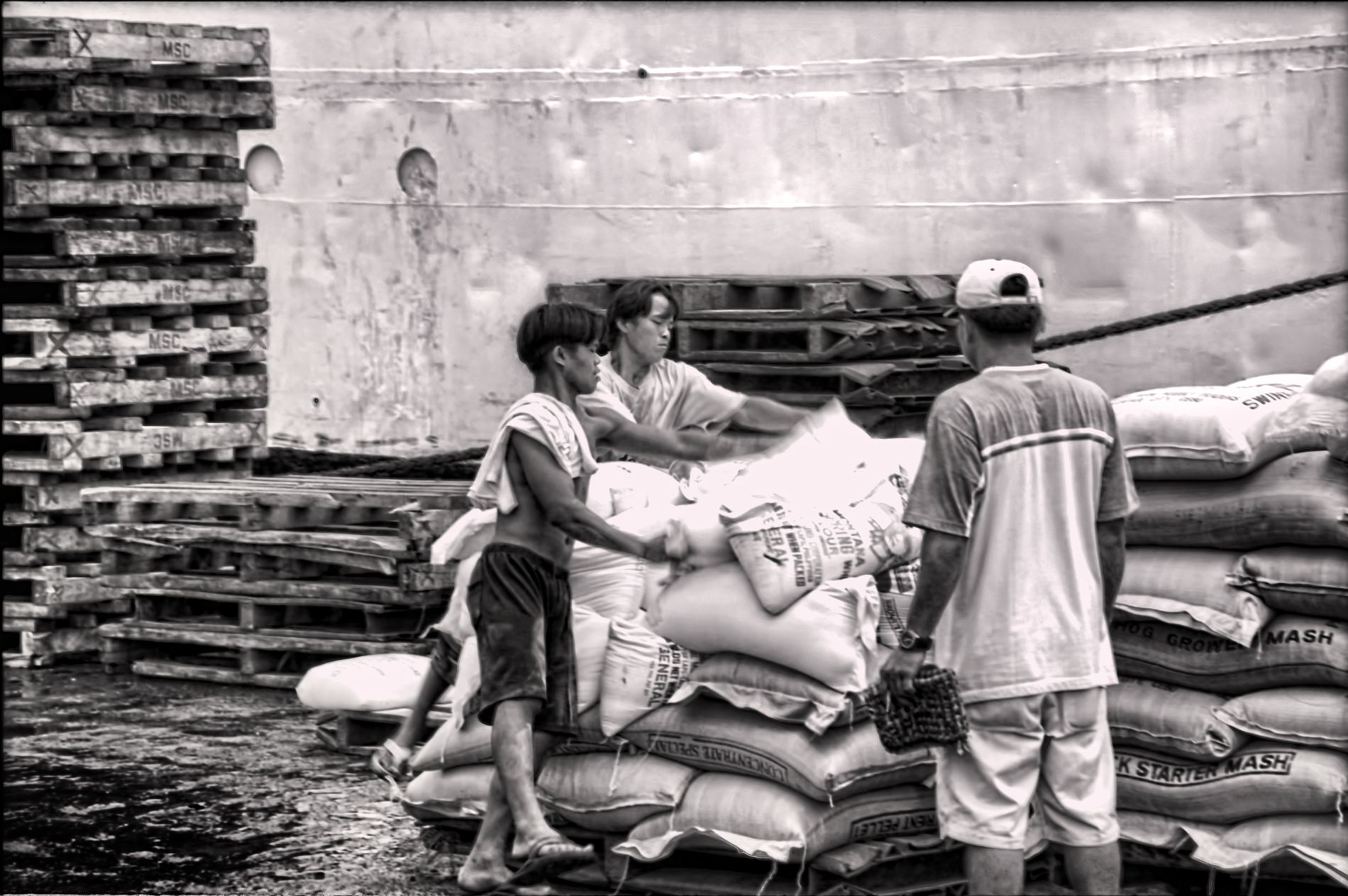 GuruShots - Monochrome Moments Jan 26