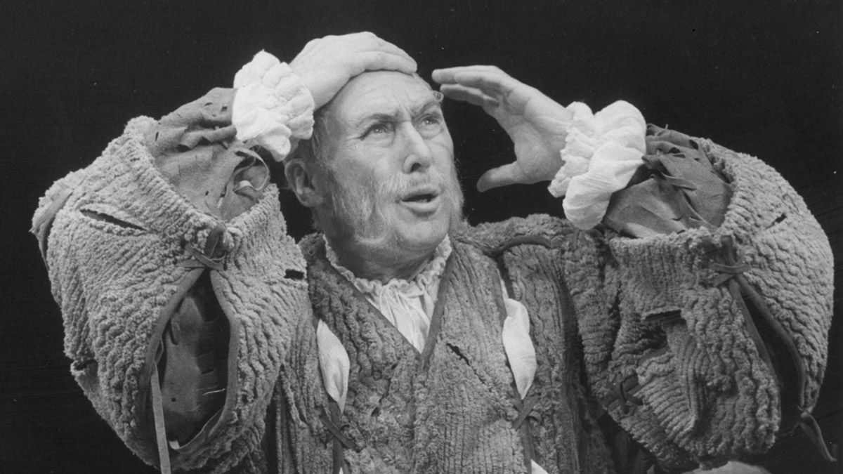 23rd October 1978:In rehearsal at the Old Vic, actor Anthony Quayle as King Lear in Shakespeare's play of the same name.(Photo by Rob Taggart/Central Press/Getty Images)