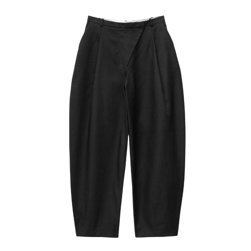 A cutout of barrel leg trousers by &OtherStories