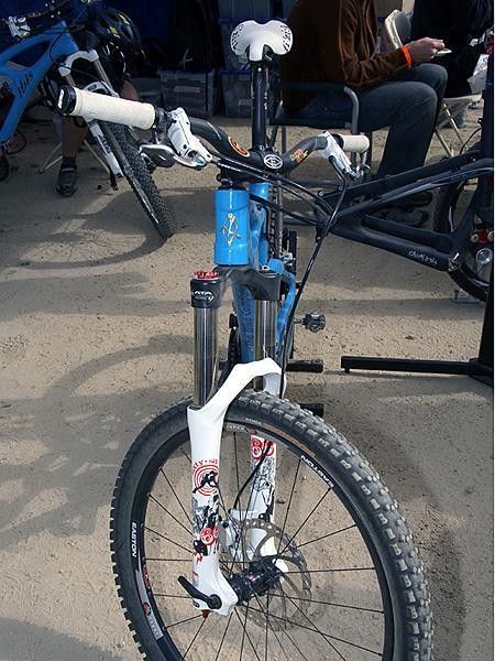 Lopes' bikes are typically easy to spot with their Marzocchi forks.