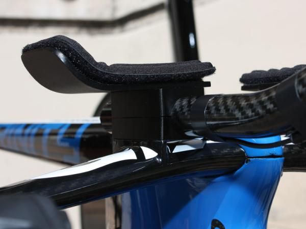The extensions mount to sturdy looking aluminum clamps.
