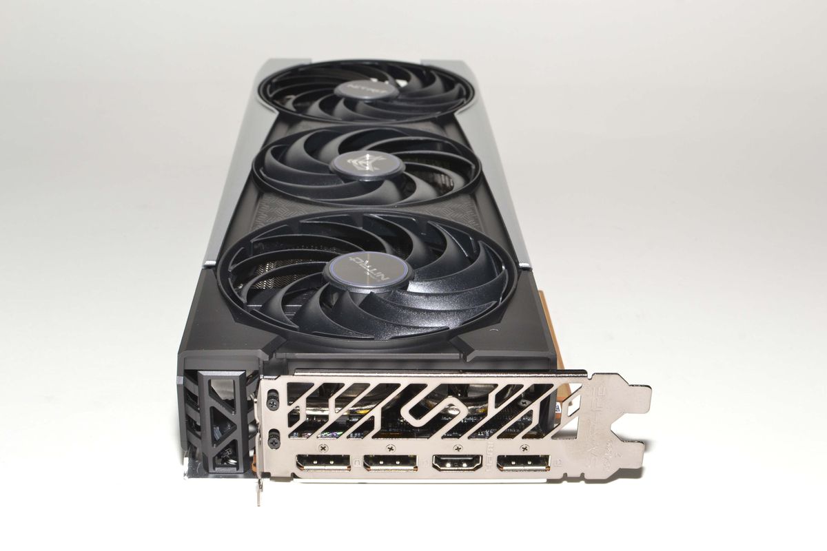 AMD Radeon RX 6700 XT