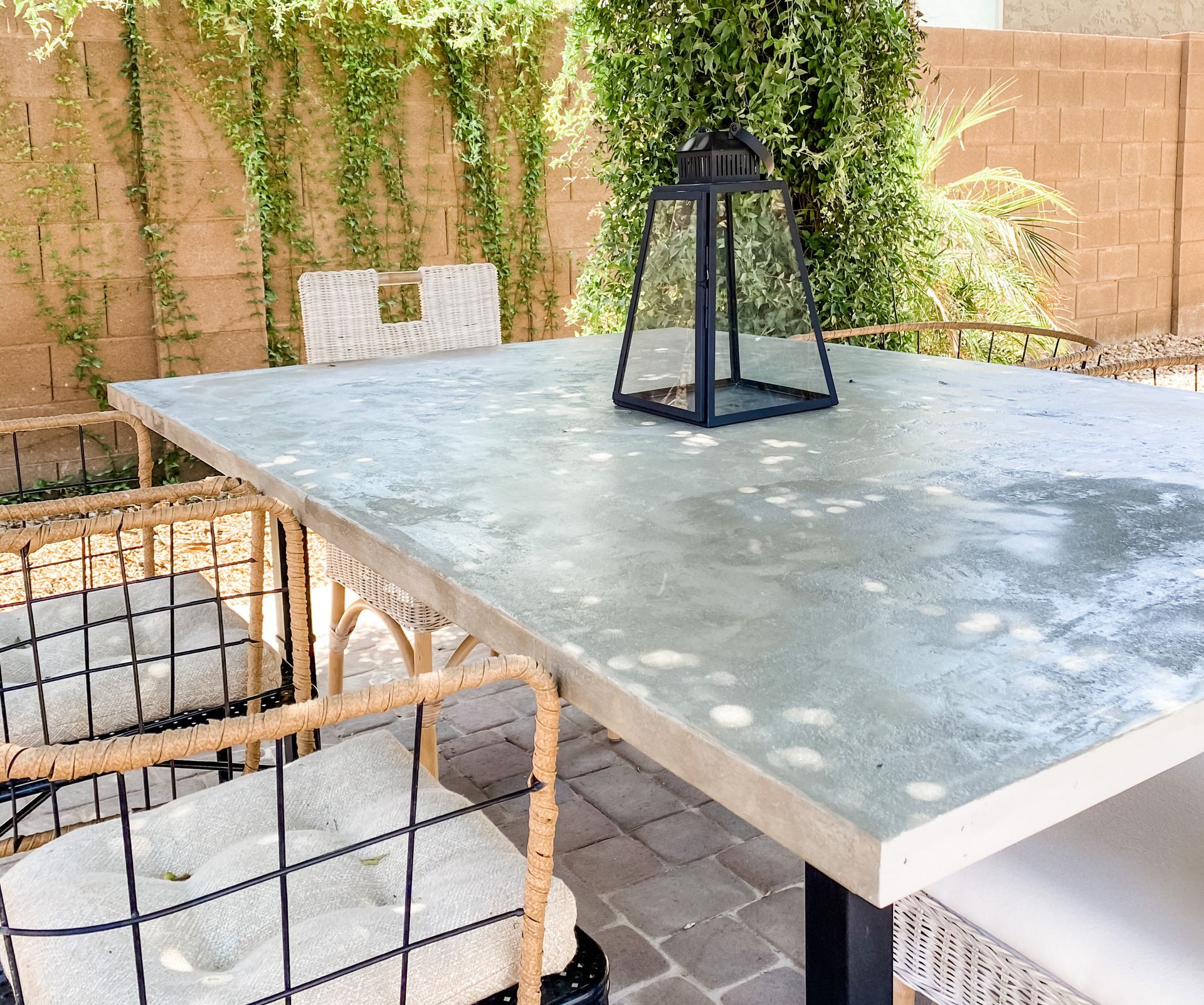 A DIY concrete table for just $50 - here's how one creative homeowner ...