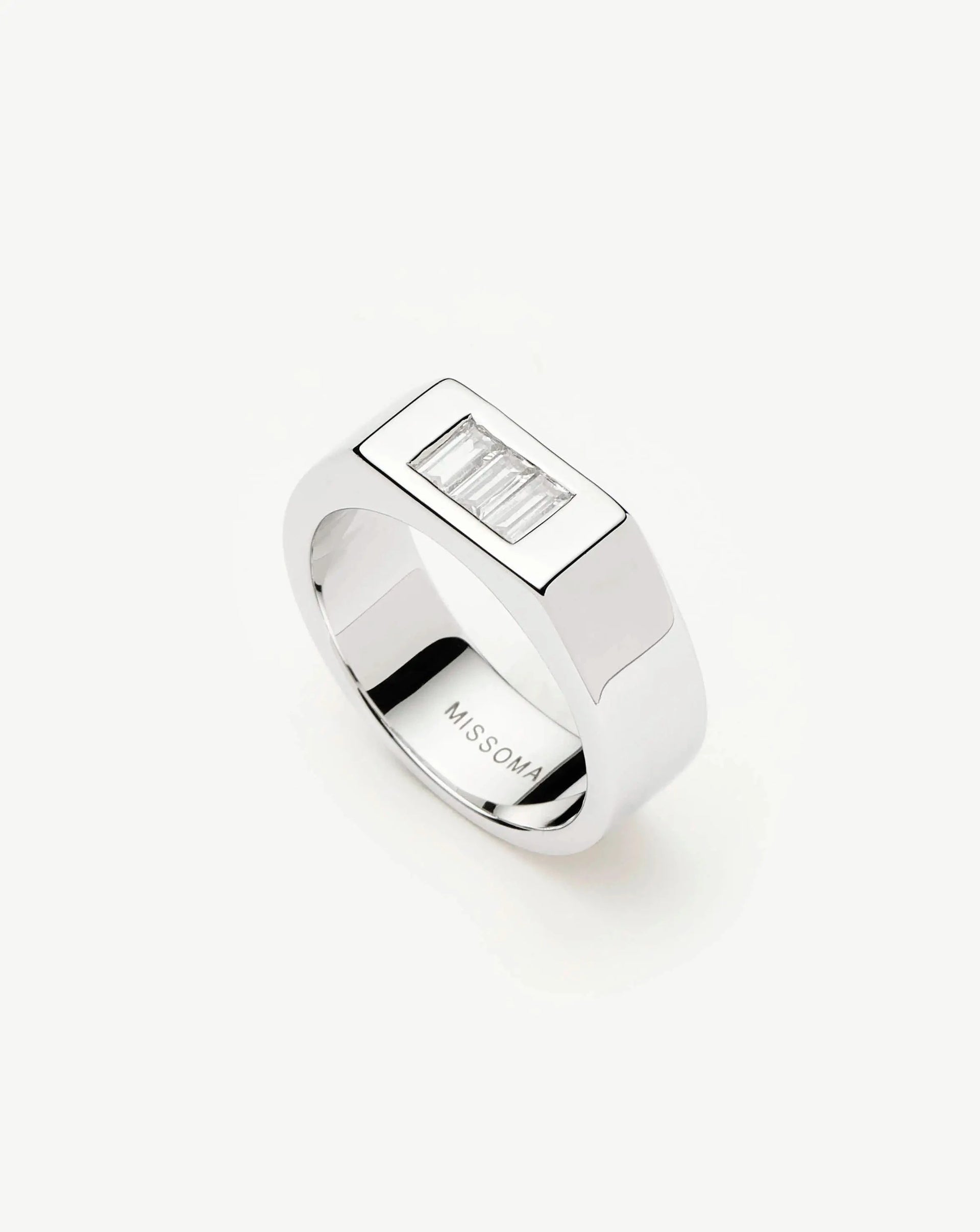 Lucy Williams Triple Stone Chunky Ring | Silver Plated - Silver Plated / J