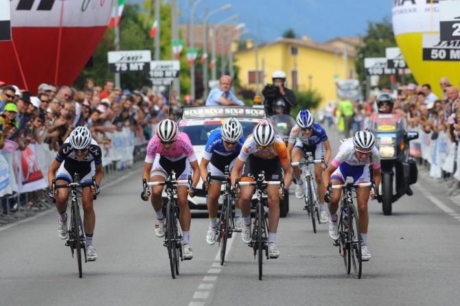 The sprint for second went to Van der Breggen