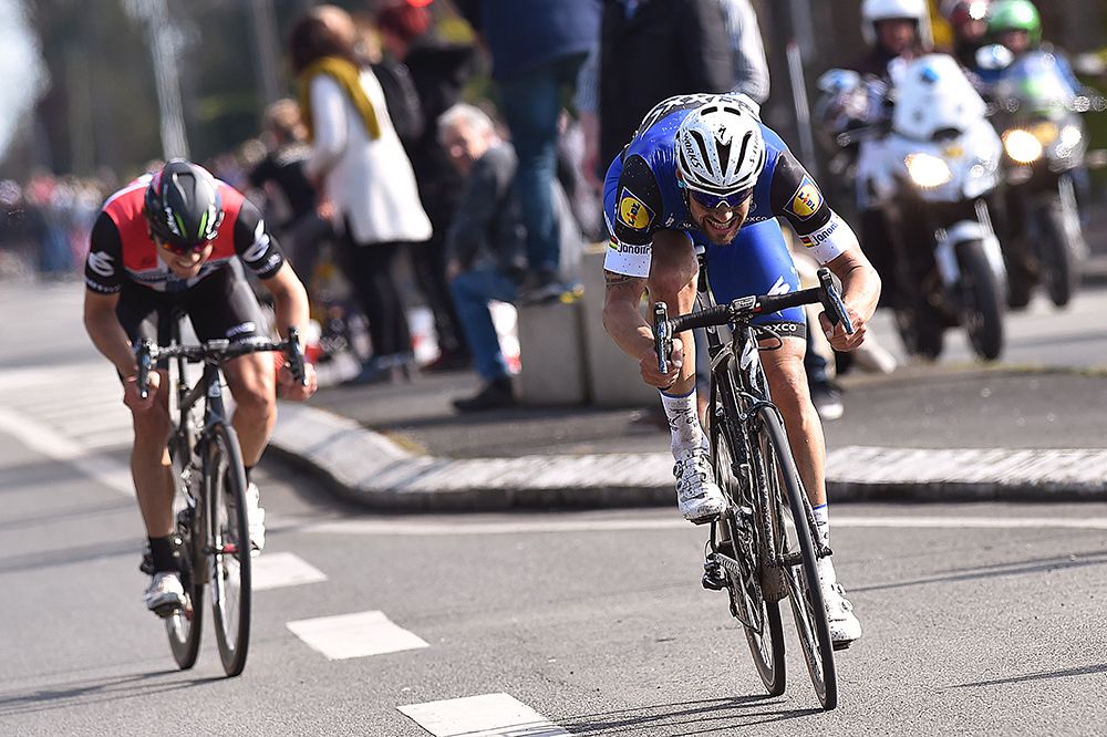 Tom Boonen tried to go solo in the closing kilometres