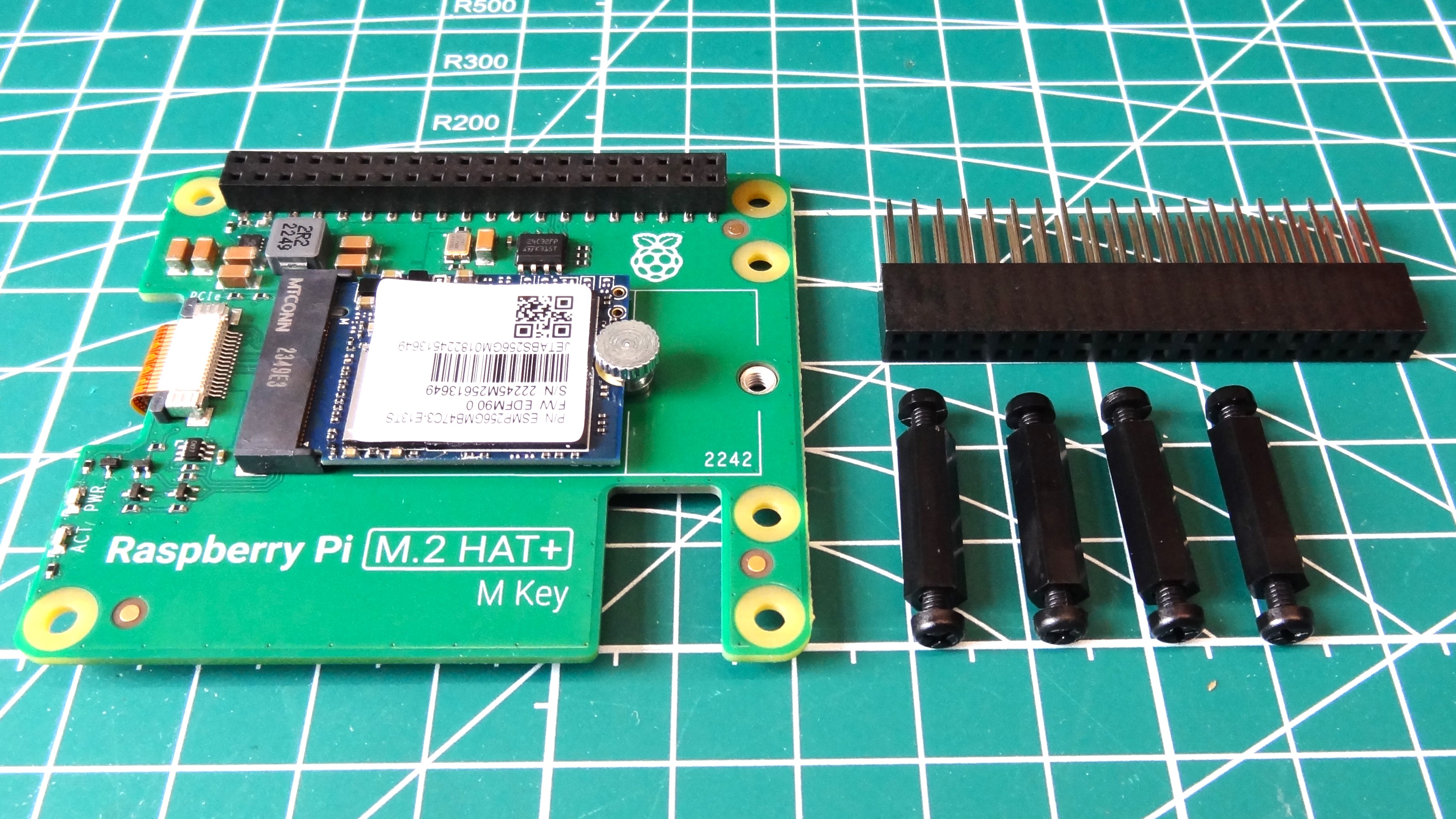 Raspberry Pi M.2 HAT+