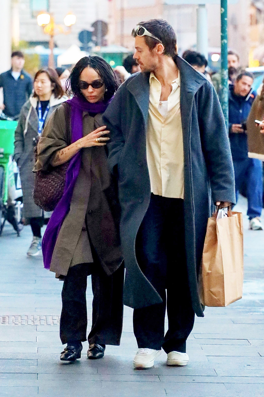 Zoe Kravitz wearing a purple scarf with Harry Styles in Rome