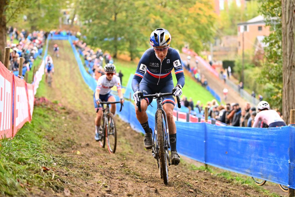NAMUR BELGIUM NOVEMBER 05 Pauline Ferrand Prevot of France competes during the 20th UEC European Cyclocross Championships 2022 Womens Elite EuroCross22 on November 05 2022 in Namur Belgium Photo by Luc ClaessenGetty Images