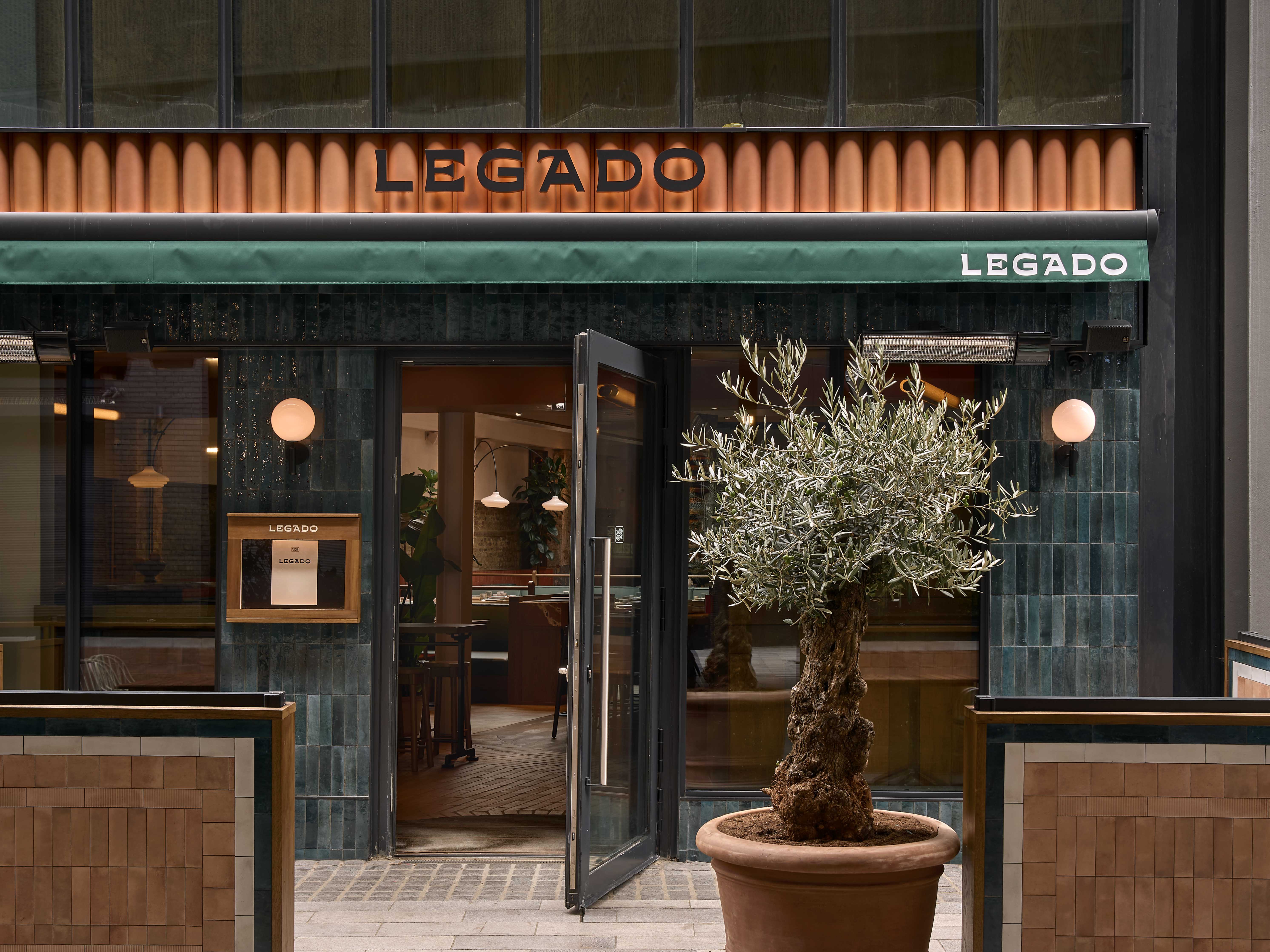 legado london review