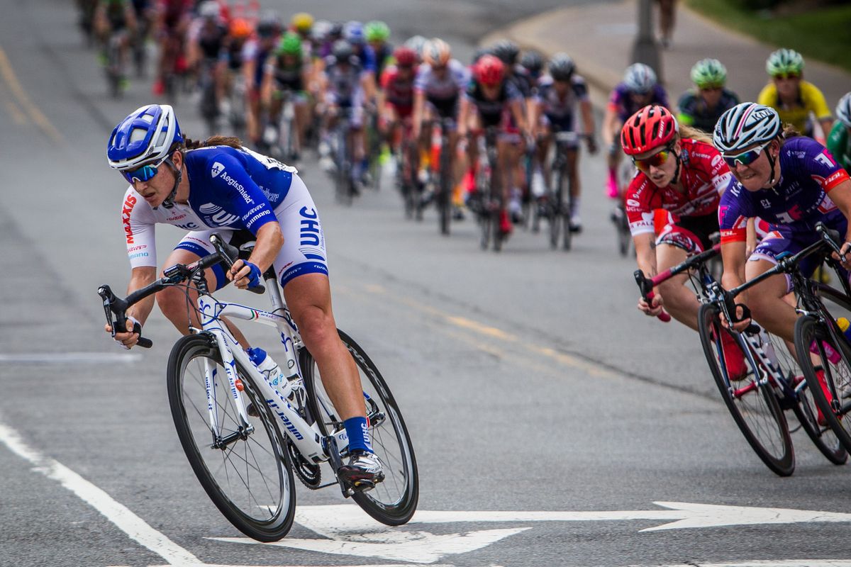 Cari Higgins (UnitedHealthcare) tries to get something going at the front